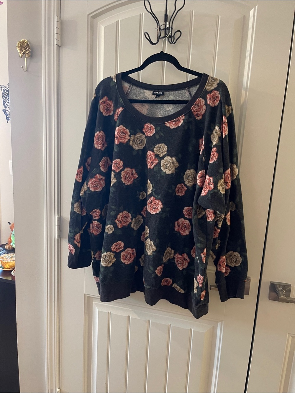 torrid Black Floral Scoop Neck Sweatshirt with Pink & Cream Roses